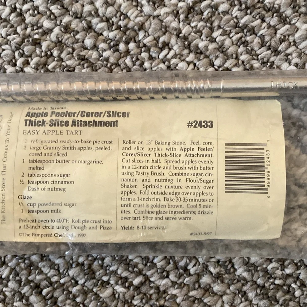 CLOSET CLEANOUT!! NEW!! Pampered Chef Apple/Peeler/Corer/Slicer Attachment #2433